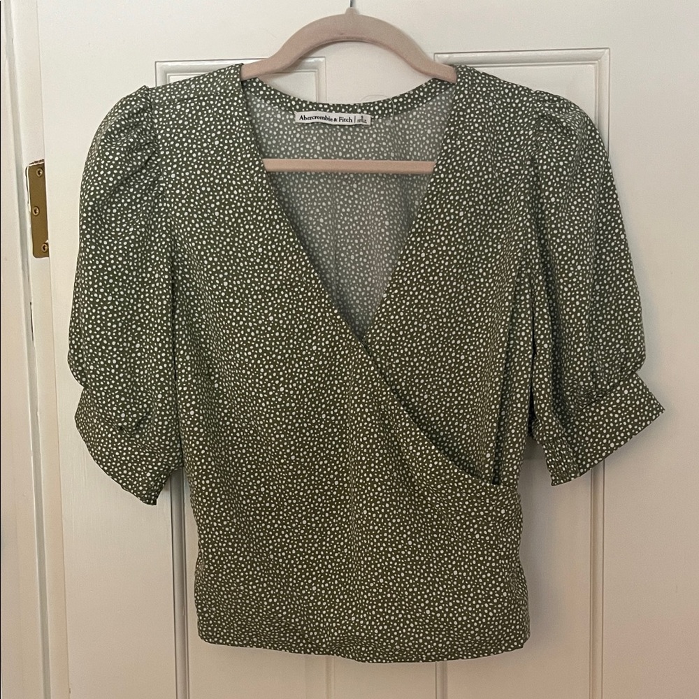 Abercrombie & Fitch Olive Dotted Blouse